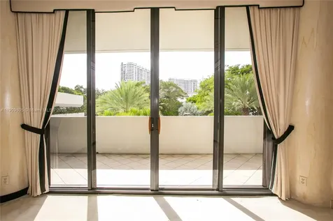 3000 Island Boulevard Aventura FL 33160