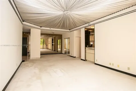 3000 Island Boulevard Aventura FL 33160