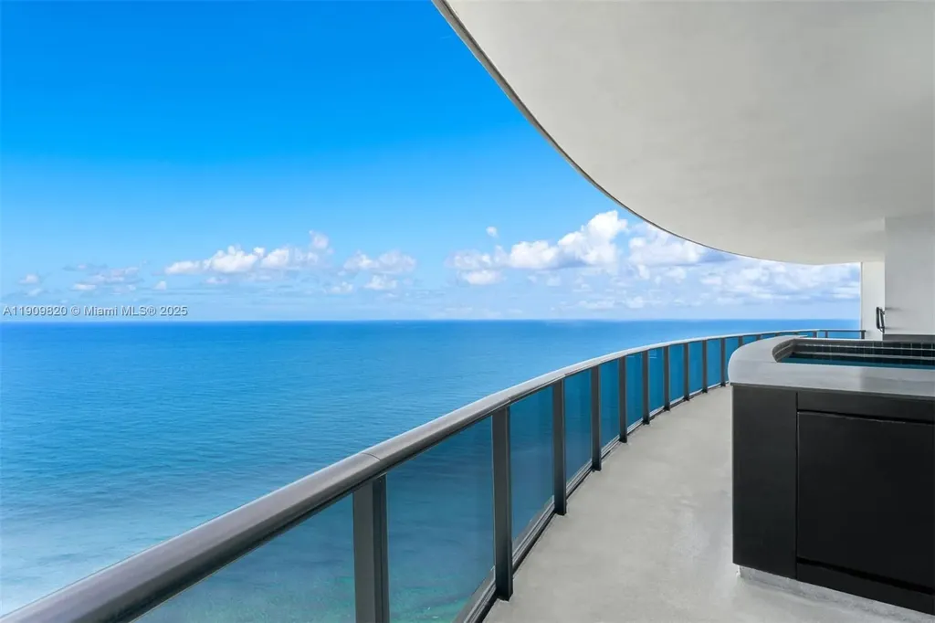 18555 Collins Avenue Sunny Isles Beach FL 33160