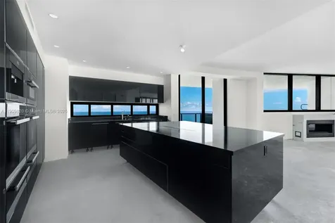 18555 Collins Avenue Sunny Isles Beach FL 33160
