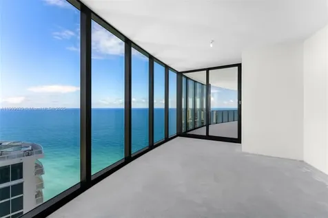 18555 Collins Avenue Sunny Isles Beach FL 33160