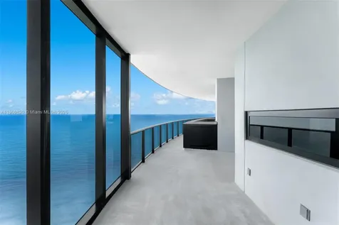 18555 Collins Avenue Sunny Isles Beach FL 33160