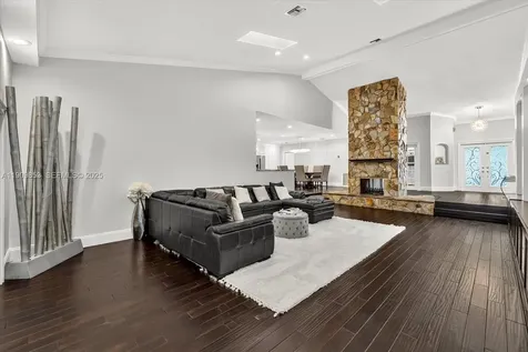 13000 NW 5th Street Plantation FL 33325