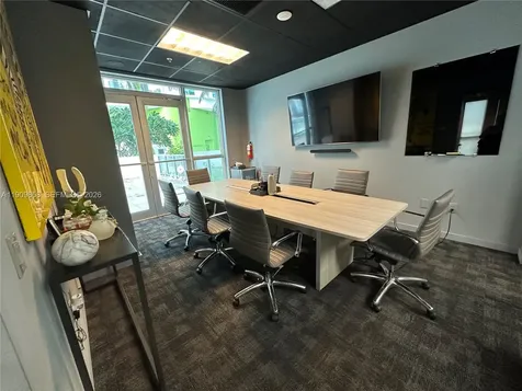 175 SW 7 Street Miami FL 33130