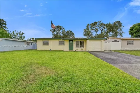 6622 Raleigh Street Hollywood FL 33024