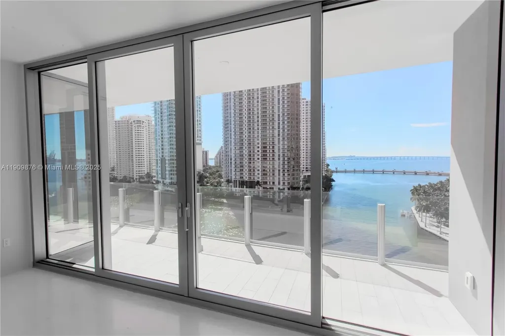 300 Biscayne Boulevard Way Miami FL 33131