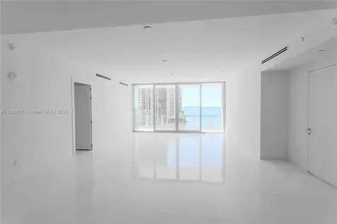 300 Biscayne Boulevard Way Miami FL 33131