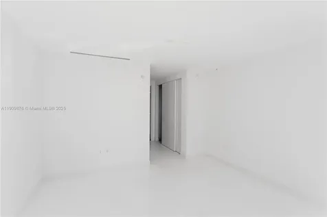 300 Biscayne Boulevard Way Miami FL 33131