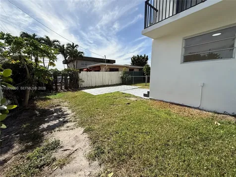3200 SW 88th Place Miami FL 33165