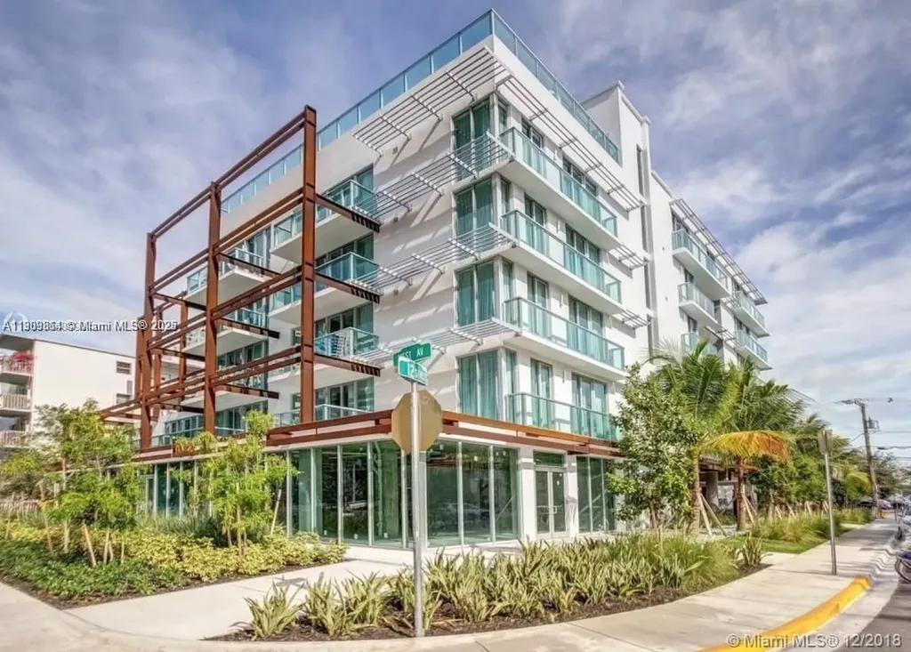 1215 West Avenue Miami Beach FL 33139