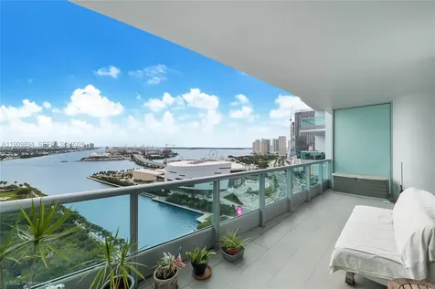 900 Biscayne Boulevard Miami FL 33132