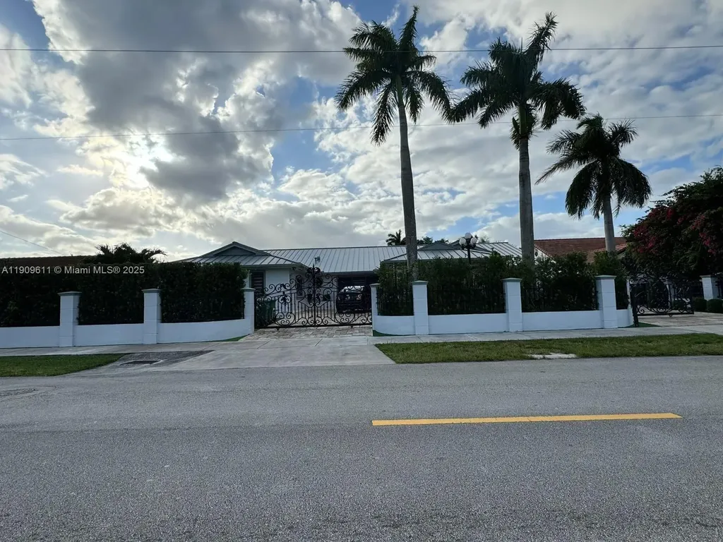 3690 SW 139th Avenue Miami FL 33175