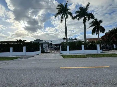 3690 SW 139th Avenue Miami FL 33175