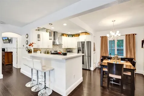 440 NW 38th Court Miami FL 33126