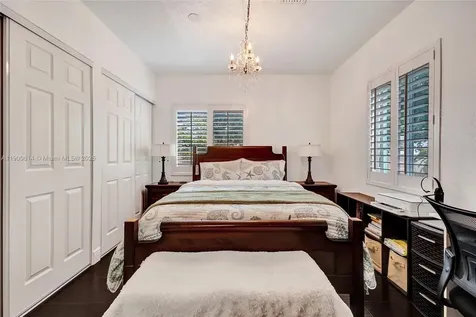 440 NW 38th Court Miami FL 33126