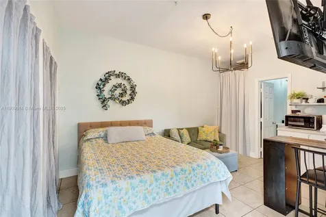 440 NW 38th Court Miami FL 33126