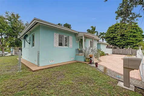 440 NW 38th Court Miami FL 33126
