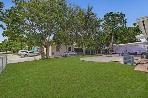 440 NW 38th Court Miami FL 33126