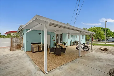 440 NW 38th Court Miami FL 33126