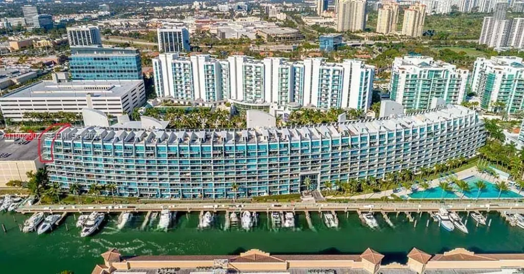 2950 NE 188th Street Aventura FL 33180