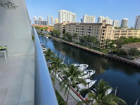 2950 NE 188th Street Aventura FL 33180