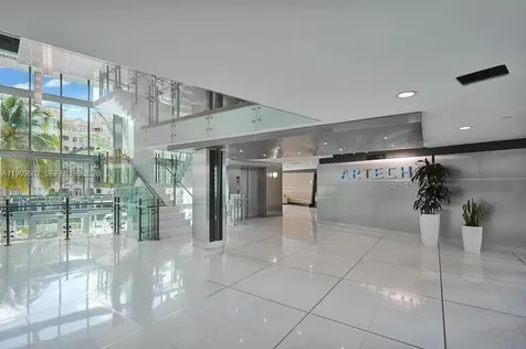 2950 NE 188th Street Aventura FL 33180