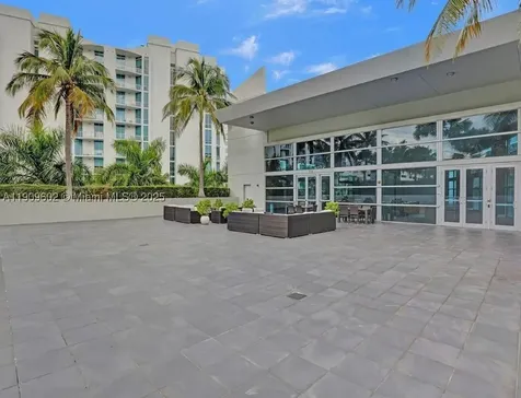 2950 NE 188th Street Aventura FL 33180