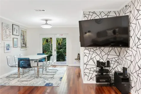 418 SE 3rd Terrace Dania Beach FL 33004
