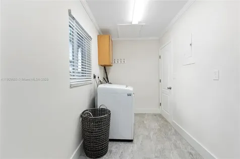 418 SE 3rd Terrace Dania Beach FL 33004