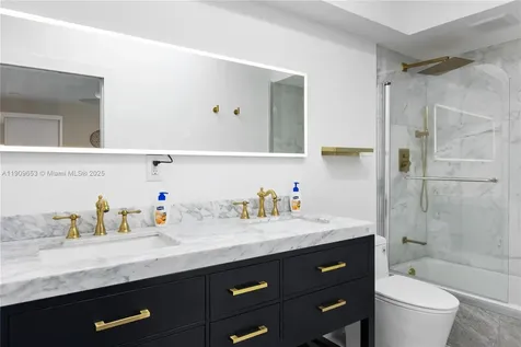 418 SE 3rd Terrace Dania Beach FL 33004