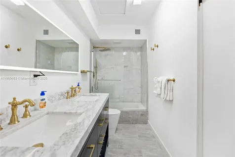 418 SE 3rd Terrace Dania Beach FL 33004
