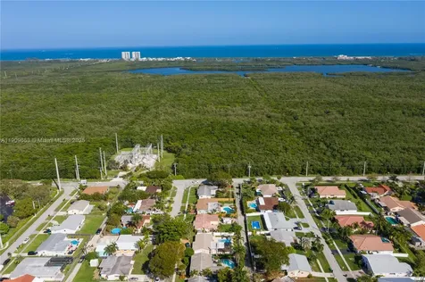 418 SE 3rd Terrace Dania Beach FL 33004