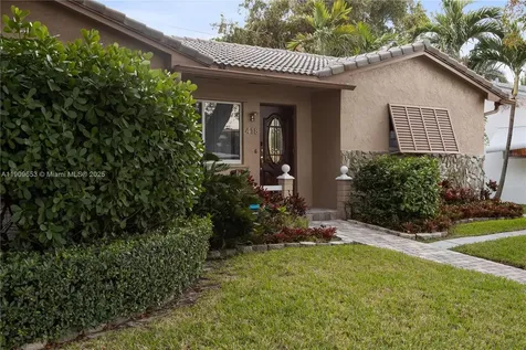 418 SE 3rd Terrace Dania Beach FL 33004