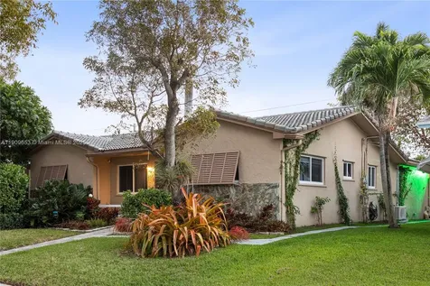 418 SE 3rd Terrace Dania Beach FL 33004