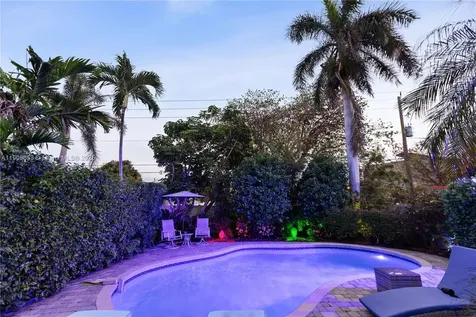 418 SE 3rd Terrace Dania Beach FL 33004