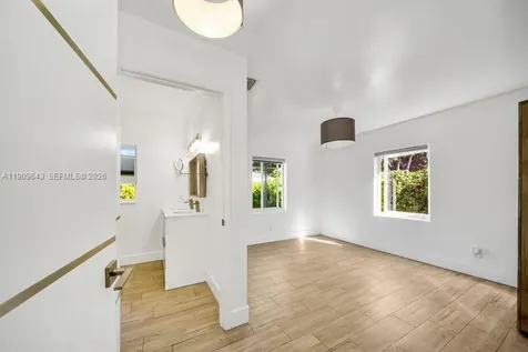 125 NW 100th Terrace Miami Shores FL 33150