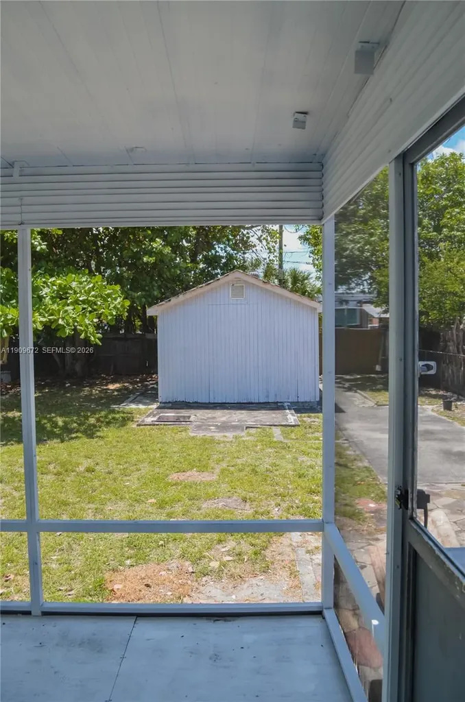707 N J Street Lake Worth FL 33460