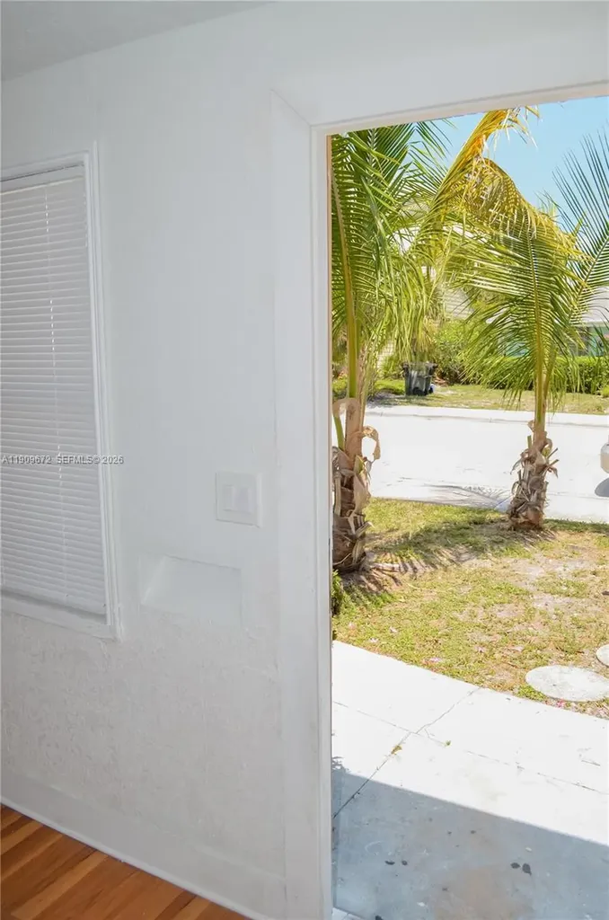 707 N J Street Lake Worth FL 33460