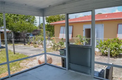707 N J Street Lake Worth FL 33460