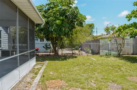 707 N J Street Lake Worth FL 33460