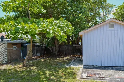 707 N J Street Lake Worth FL 33460
