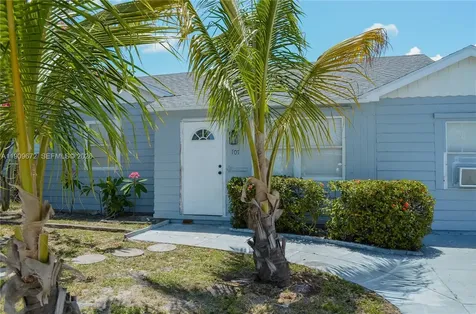 707 N J Street Lake Worth FL 33460