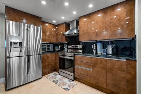 9559 Collins Avenue Surfside FL 33154