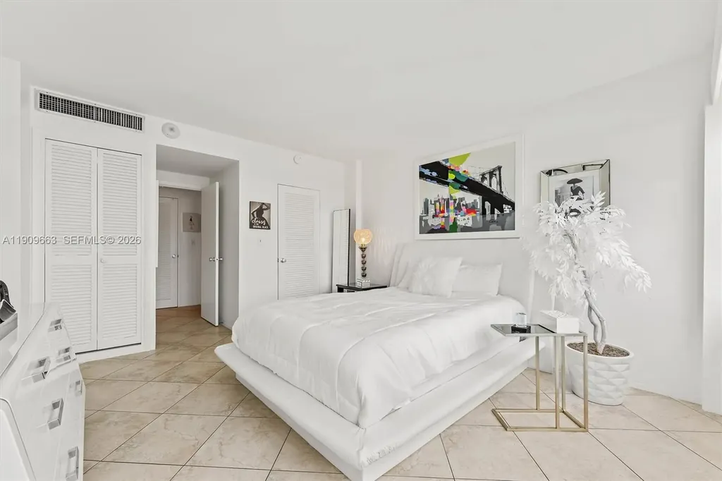 3333 NE 34th Street Fort Lauderdale FL 33308