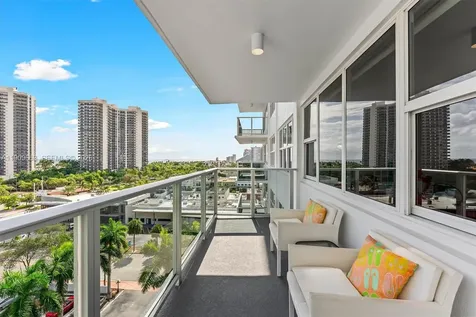 3333 NE 34th Street Fort Lauderdale FL 33308