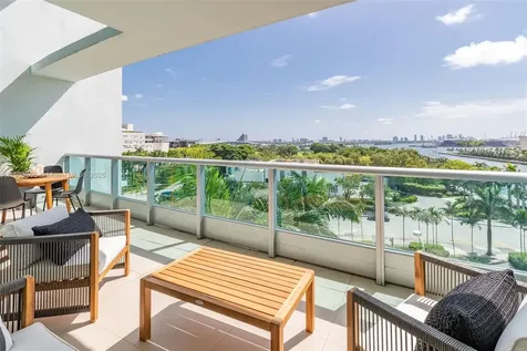 900 Biscayne Boulevard Miami FL 33132
