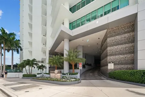 900 Biscayne Boulevard Miami FL 33132