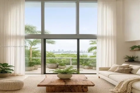 900 Biscayne Boulevard Miami FL 33132