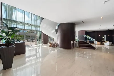 900 Biscayne Boulevard Miami FL 33132