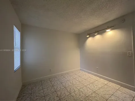 842 NE 209th Street Miami FL 33179